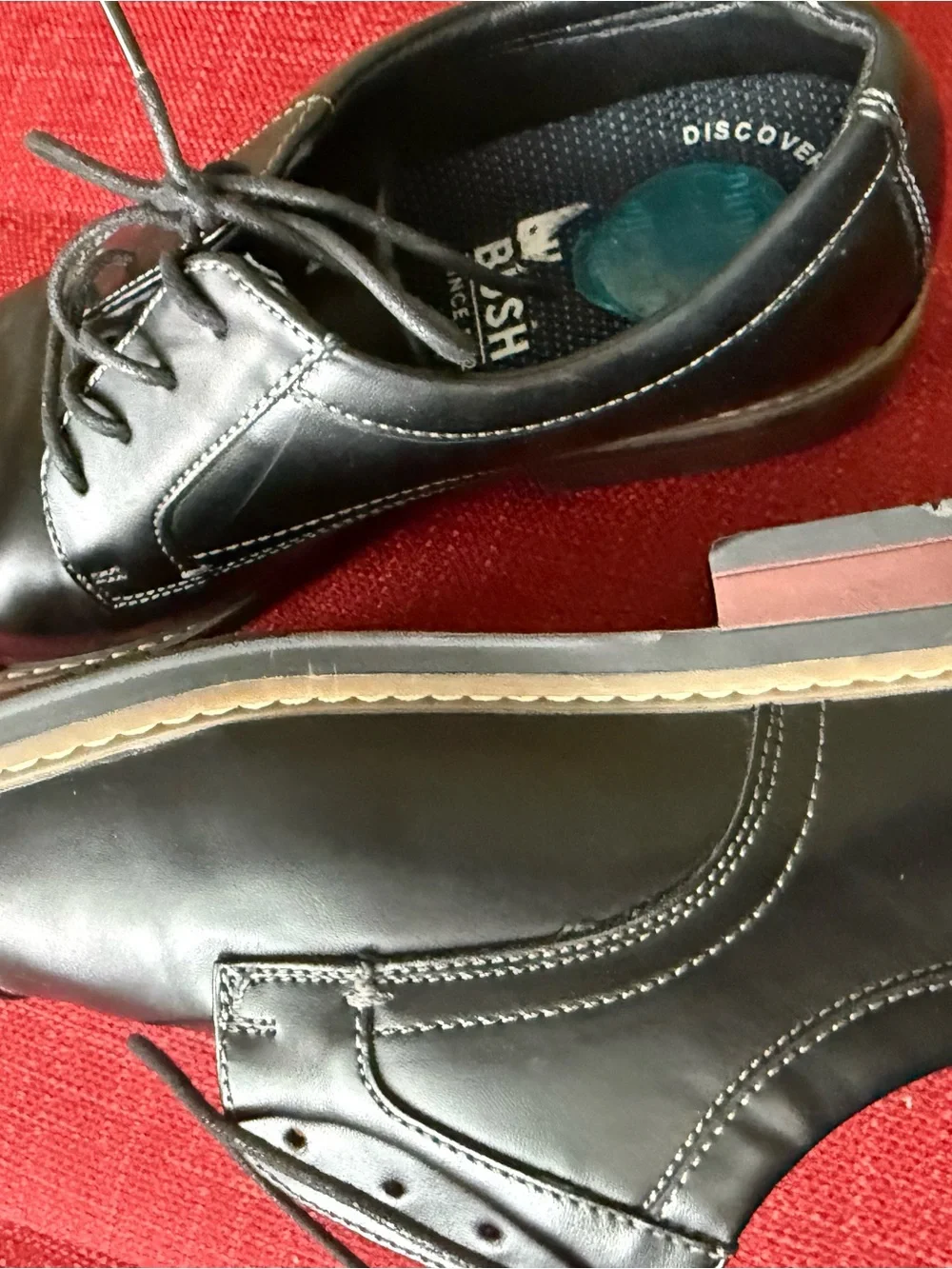 Nunn Bush Black Lace-Up Oxfords with White Contrast Stitching